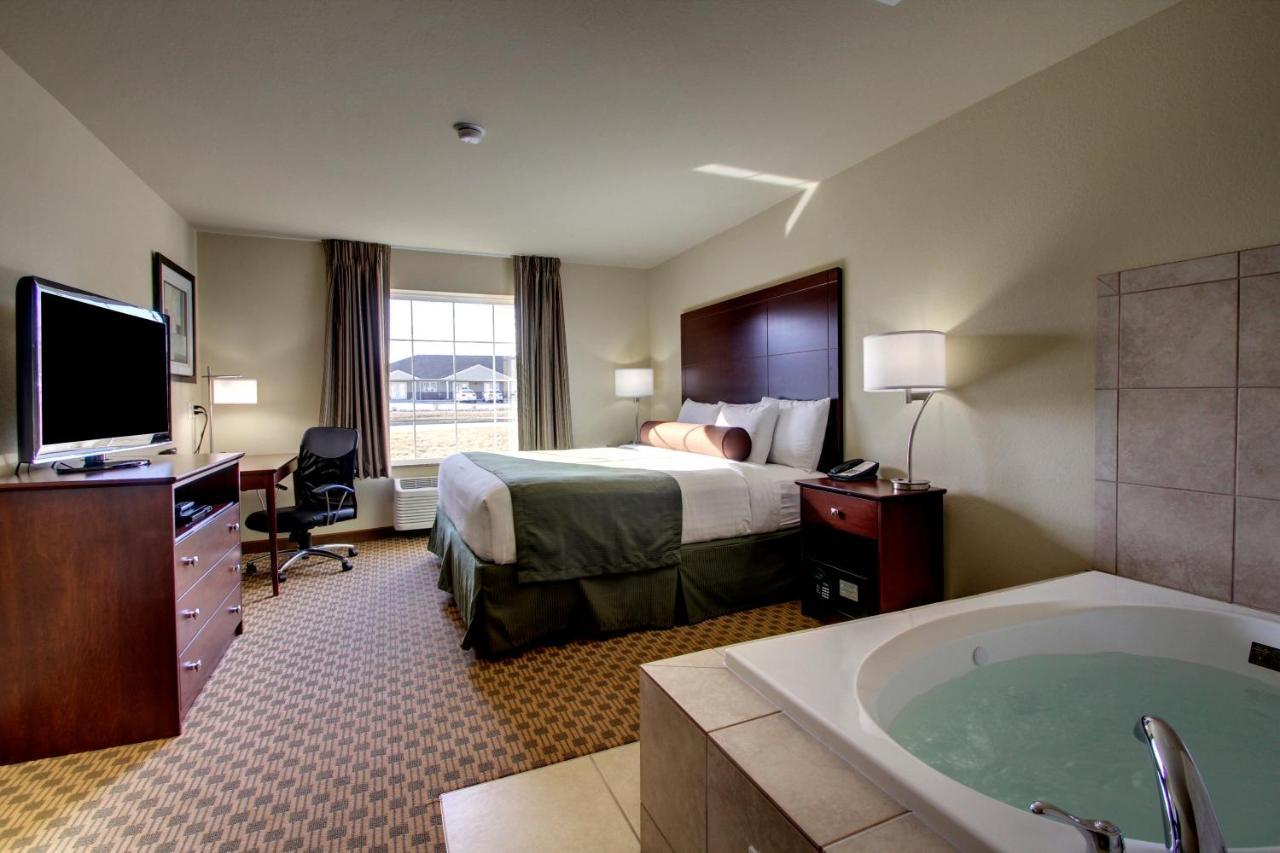 Cobblestone Inn & Suites - Carrington エクステリア 写真