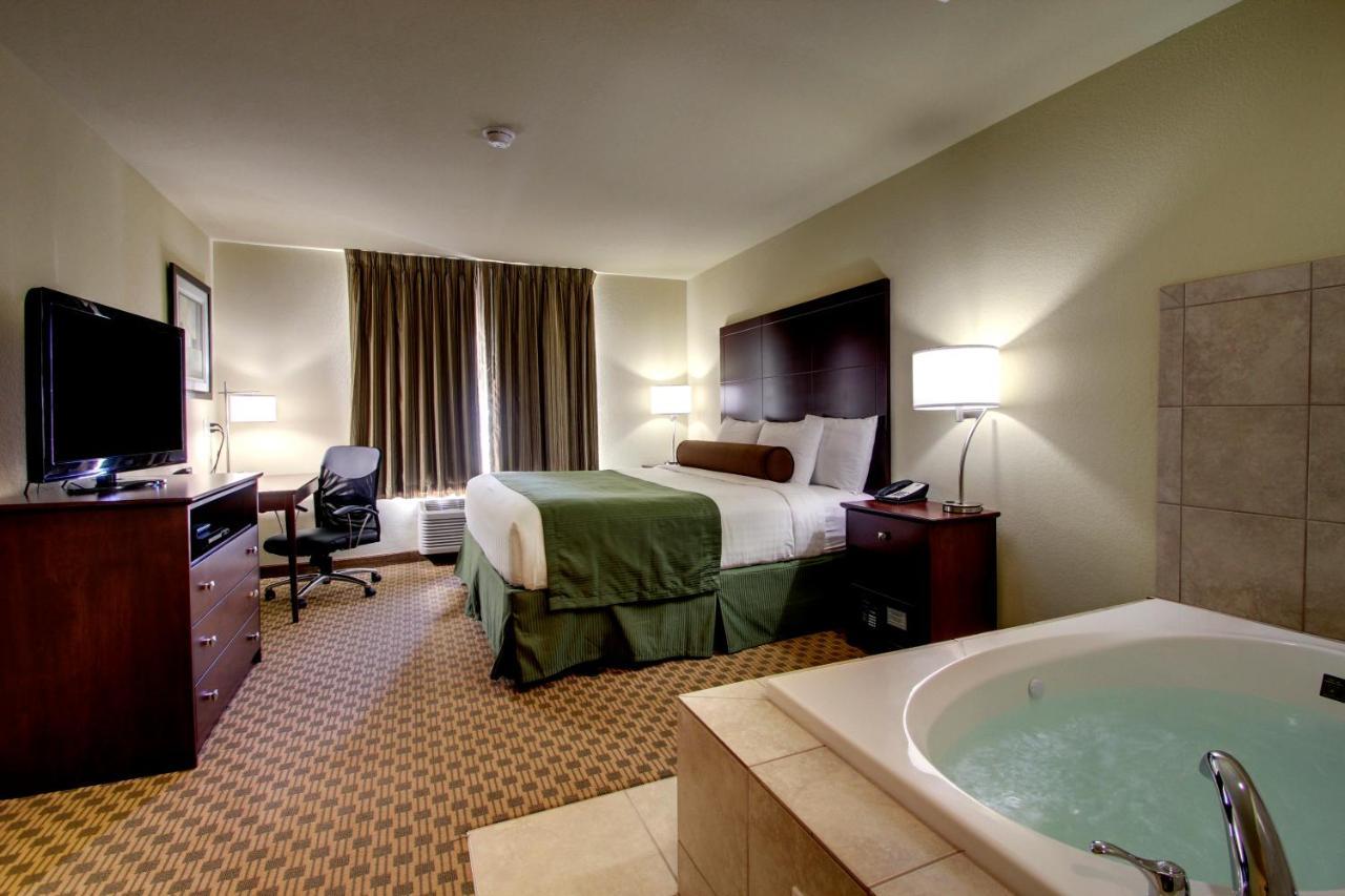 Cobblestone Inn & Suites - Carrington エクステリア 写真