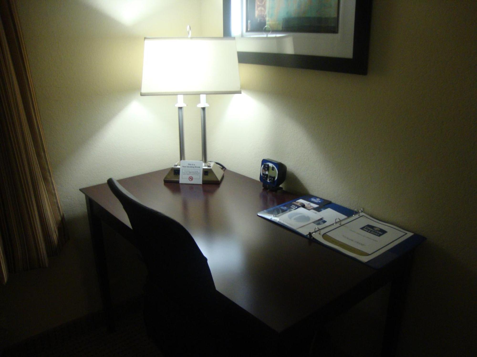Cobblestone Inn & Suites - Carrington 部屋 写真