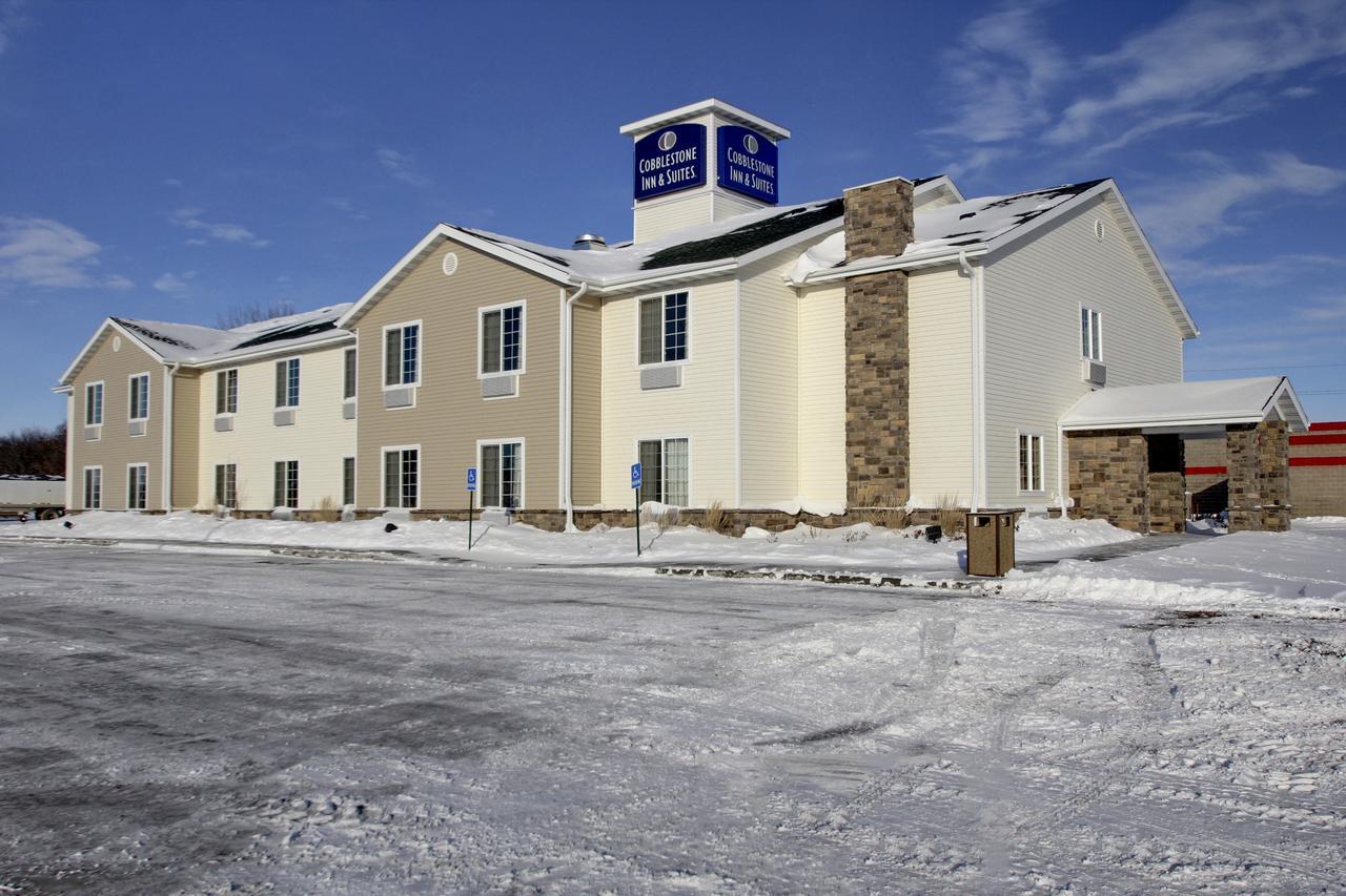 Cobblestone Inn & Suites - Carrington エクステリア 写真