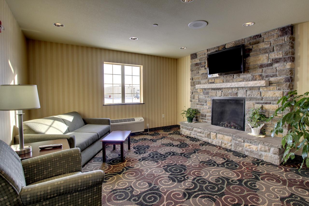 Cobblestone Inn & Suites - Carrington エクステリア 写真