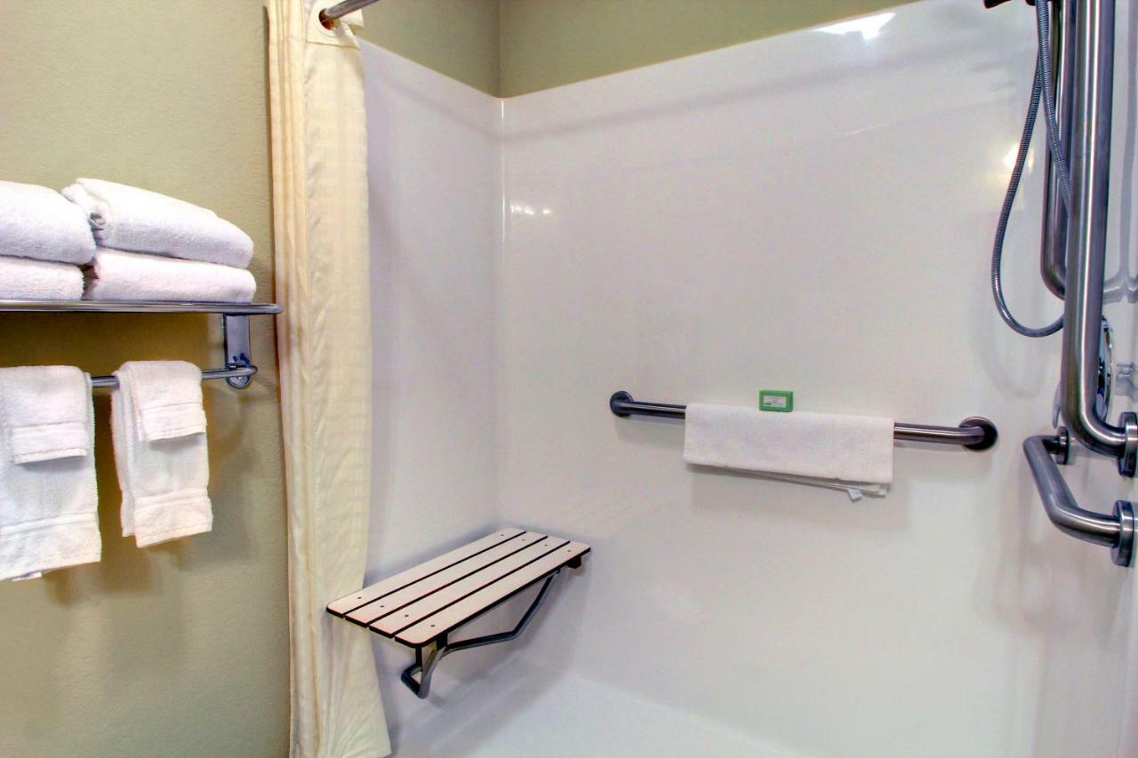 Cobblestone Inn & Suites - Carrington エクステリア 写真